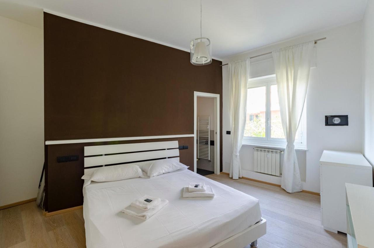 Joivy Great Flat With Sea View Apartment Genoa Bagian luar foto