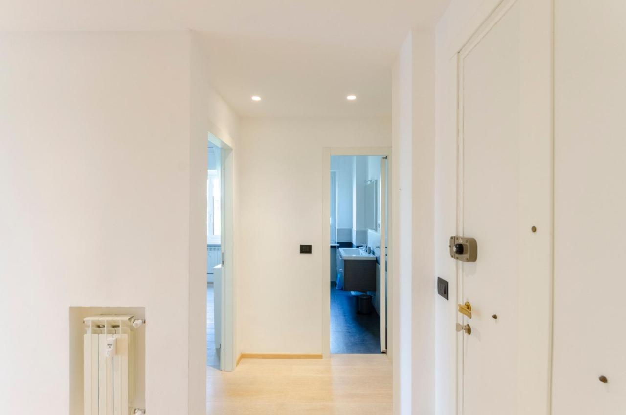 Joivy Great Flat With Sea View Apartment Genoa Bagian luar foto